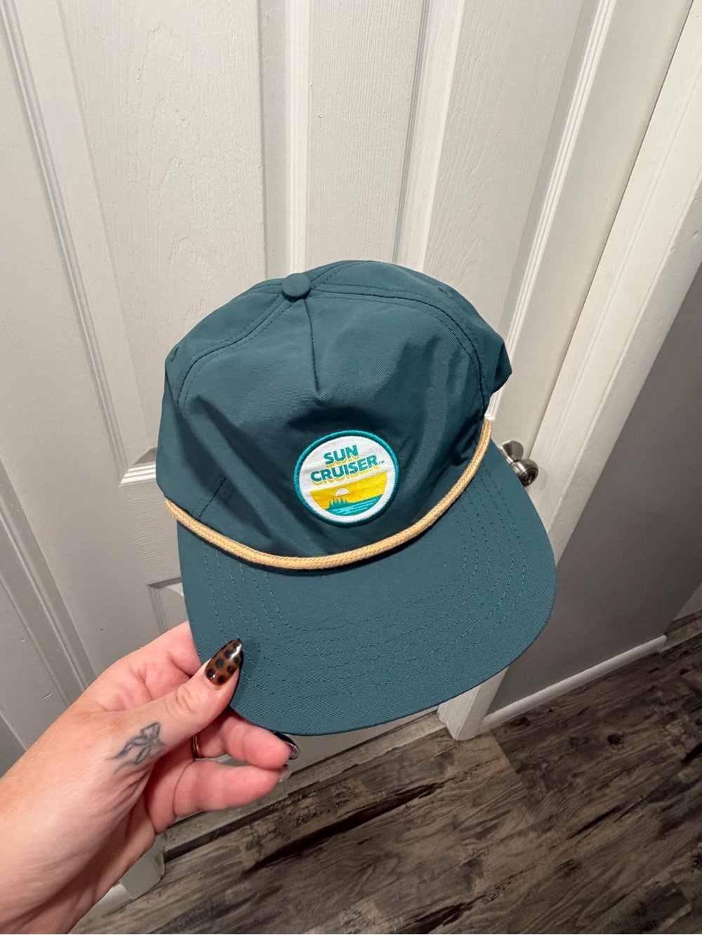 Sun Cruiser Teal Rope-Trim Hat SnapBack no flaws